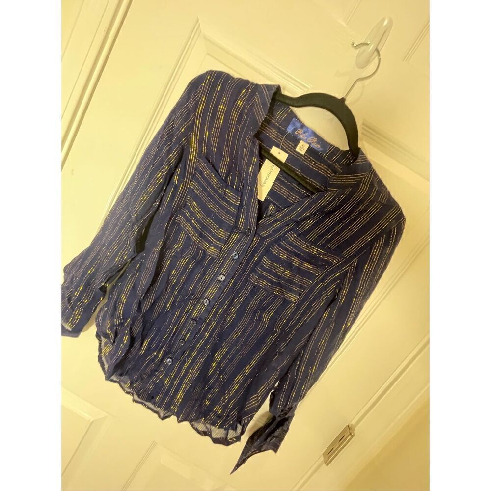 Blue Rain women’s blouse NWT Francesca’s XS